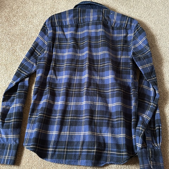 Men’s Slim Fit Flannel UNTUCKit Shirt - Picture 6 of 6